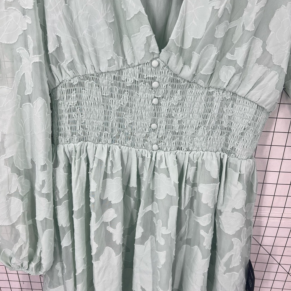 LULU’S Tomorrow and Always Light Sage Green Burnout Floral Mini Dress L - Picture 8 of 15